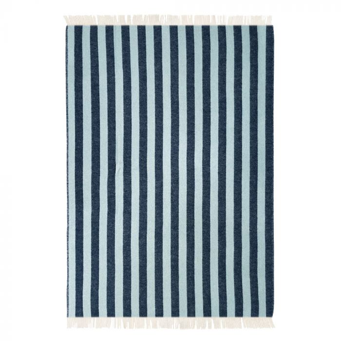 Maison Deux Candy Wrap Blanket Navy - Ice Blue